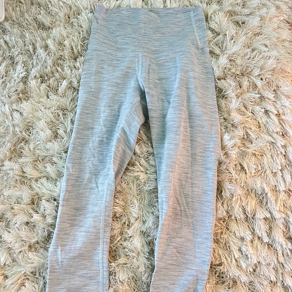 Lululemon Wunder Under Capri Leggings Size 4